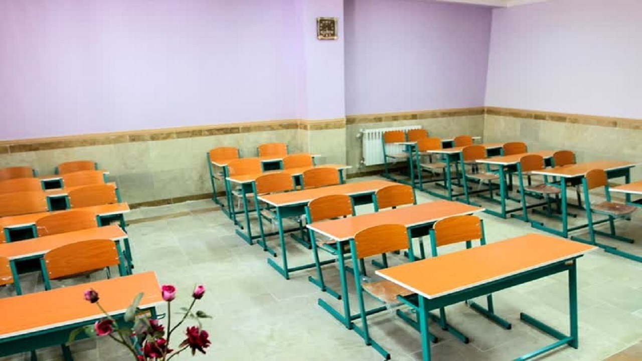 ساخت مدرسه در زرینشهر شهرستان اشکذر