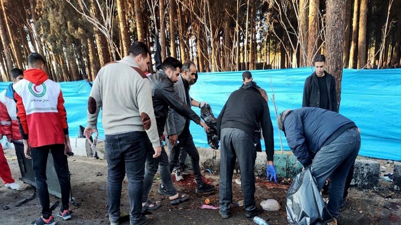 آخرین خبر‌ها از حادثه تروریستی گلزار شهدای کرمان + عکس و فیلم