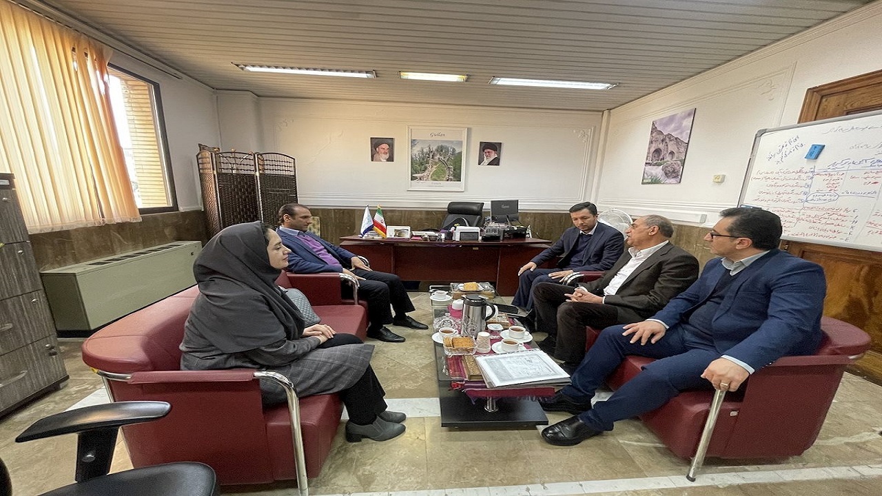 پیگیری مسائل مربوط به حوزه آموزش و سرمایه‌گذاری گردشگری اردبیل در سطح ملی