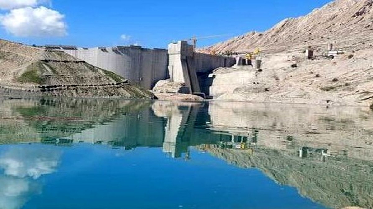آغاز رهاسازی آب از سد چمشیر برای هندیجان