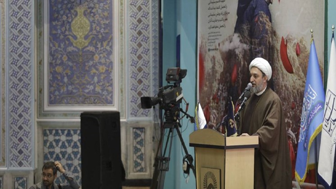 شهادت حاج قاسم و زائران او به خاطر خصومت با نظام اسلامی است