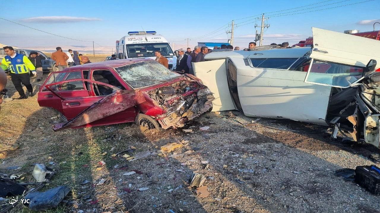 وقوع تصادف خانواده مهابادی در بوکان با یک فوتی