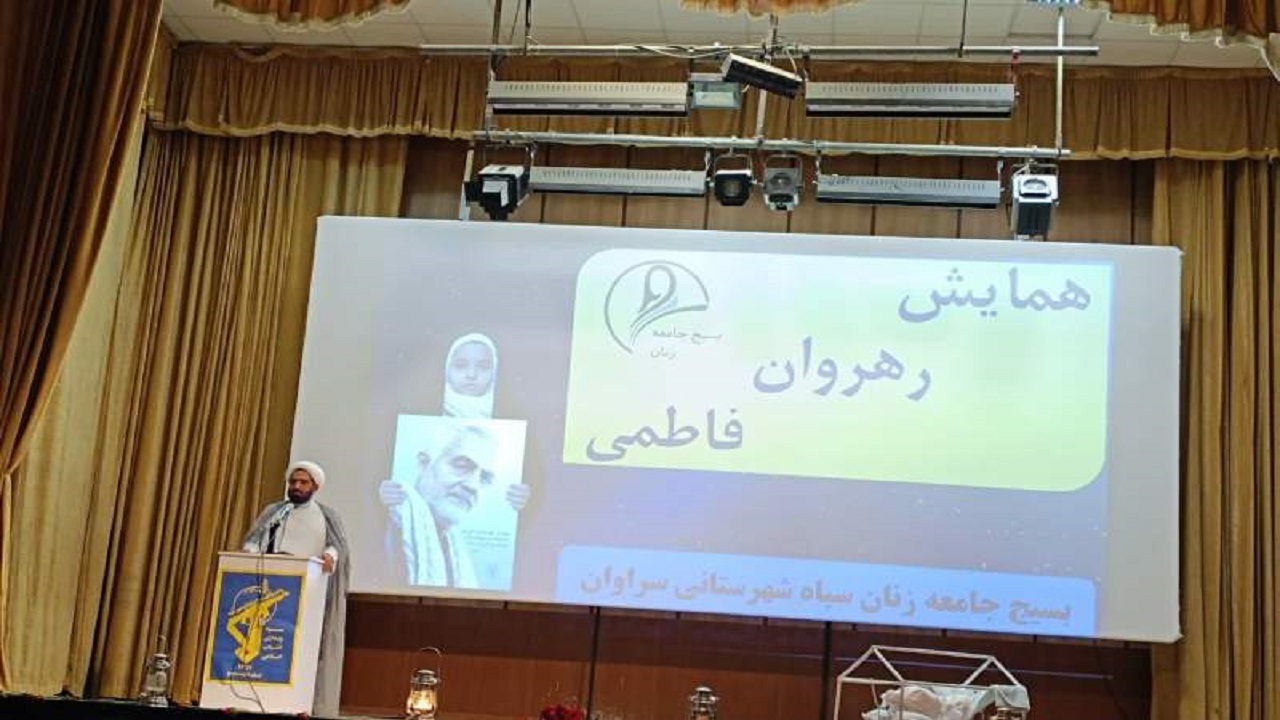 دشمنان به دنبال ترویج و تبلیغ سبک زندگی غربی هستند