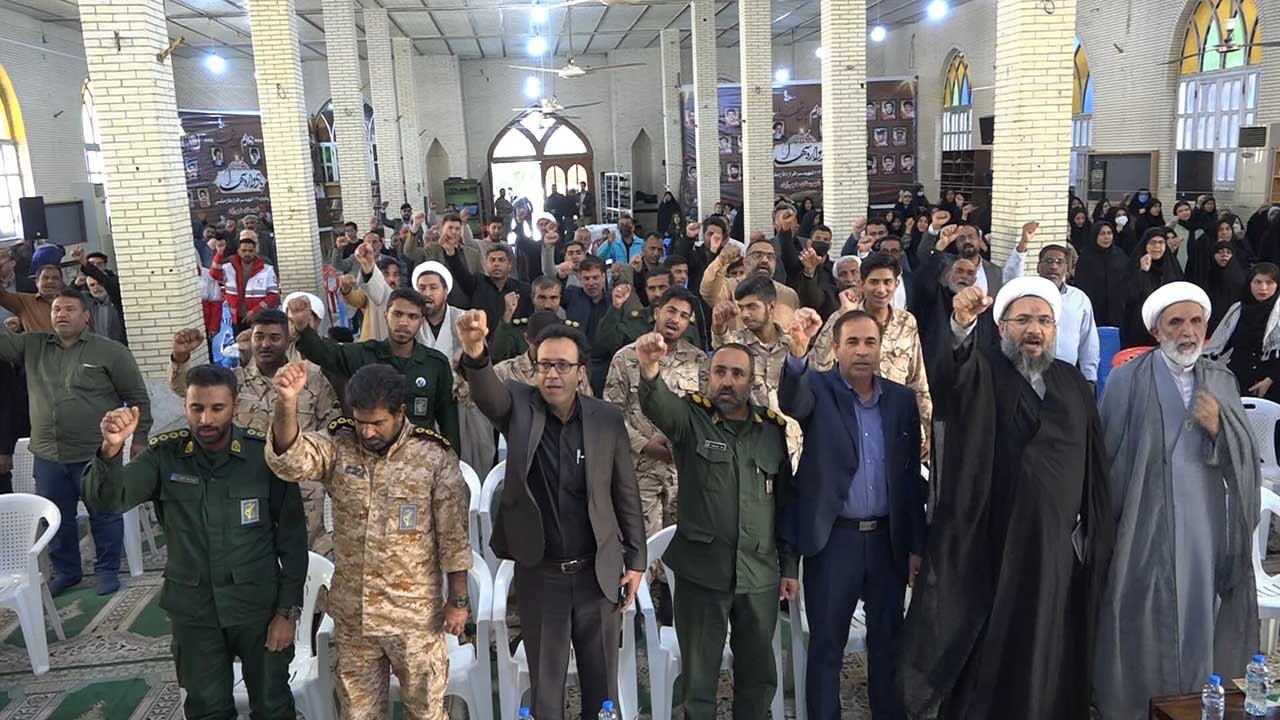 تجمع مردم حاجی آباد در محکومیت اقدام تروریستی در کرمان