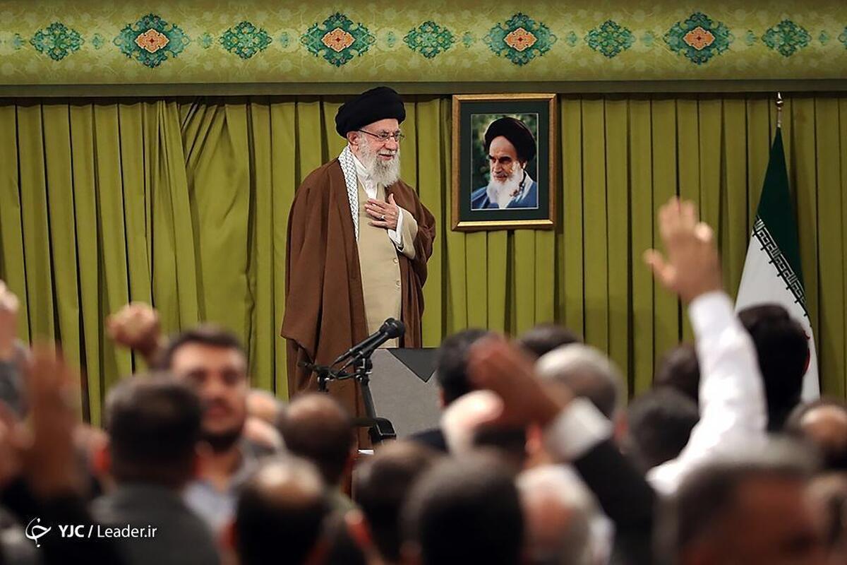 مراسم رونمایی از تندیس حکیم نظامی گنجوی