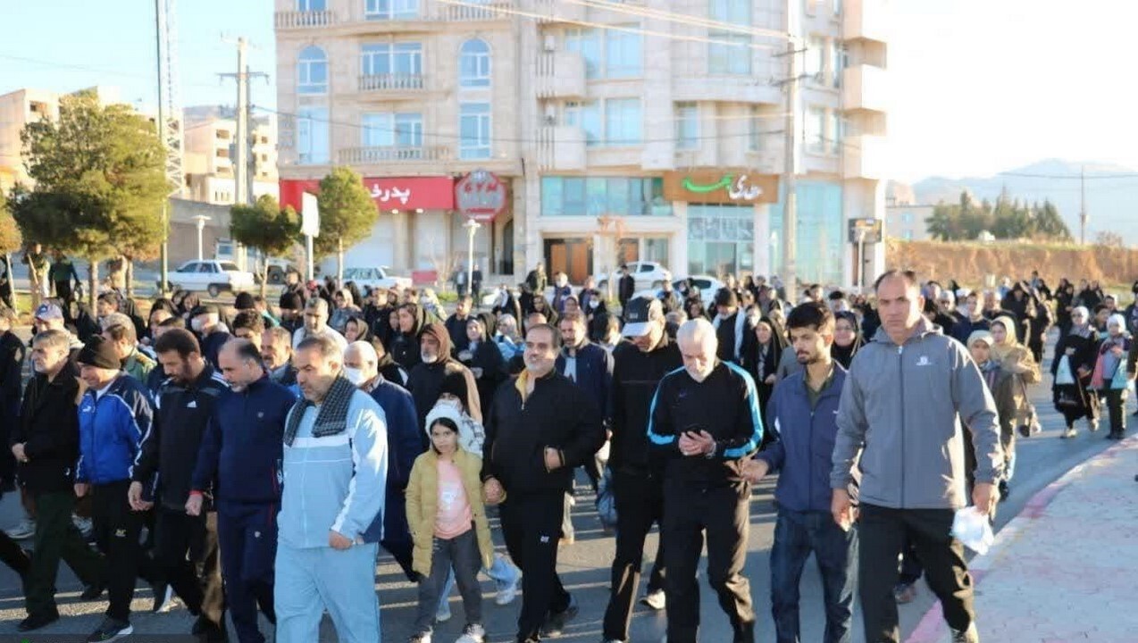 برگزاری همایش پیاده روی در ایلام