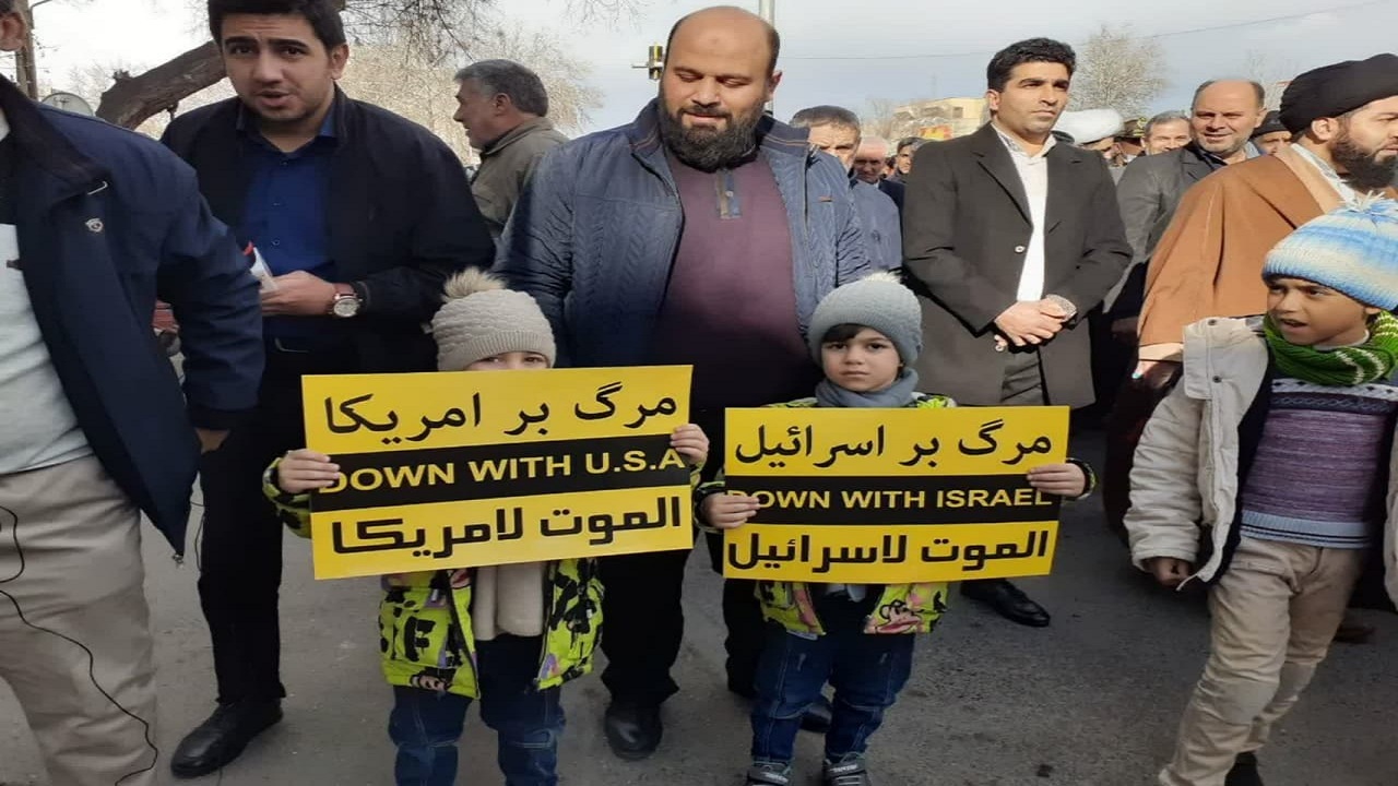 راهپیمایی محکومیت اقدام تروریستی کرمان در آذربایجان غربی