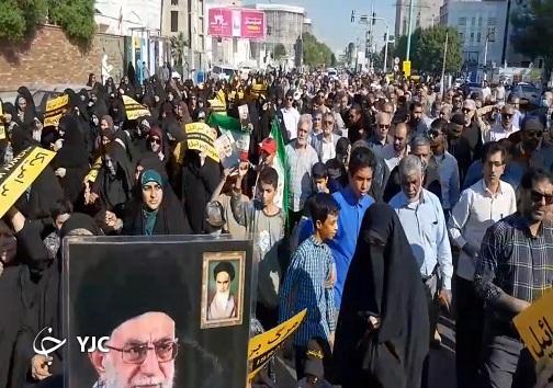 راهپیمایی مردم هرمزگان در محکومیت جنایت تروریستی کرمان راهپیمایی مردم هرمزگان در محکومیت جنایت تروریستی کرمان