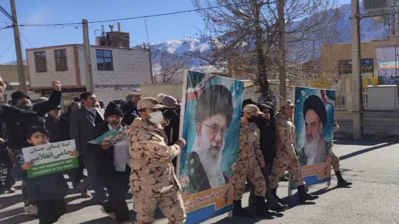 گزارشی از راهپیمایی مردم فریدونشهر در محکومیت حمله تروریستی کرمان