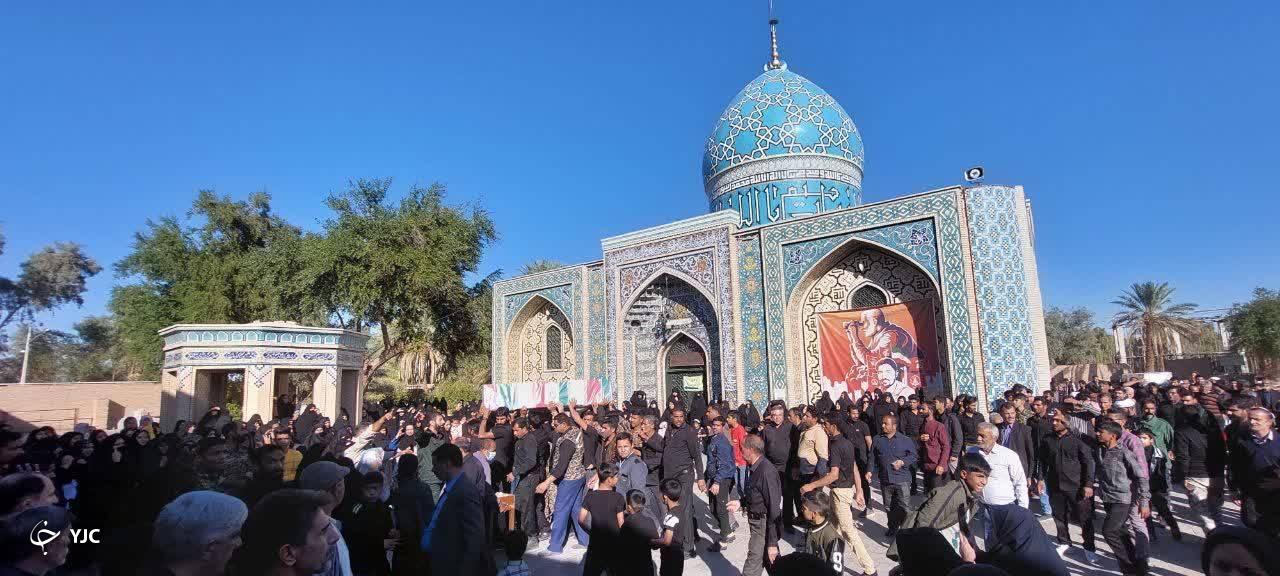 تشییع و تدفین پیکر یک مادر شهید و دو دخترش در روستای همت آباد شهداد