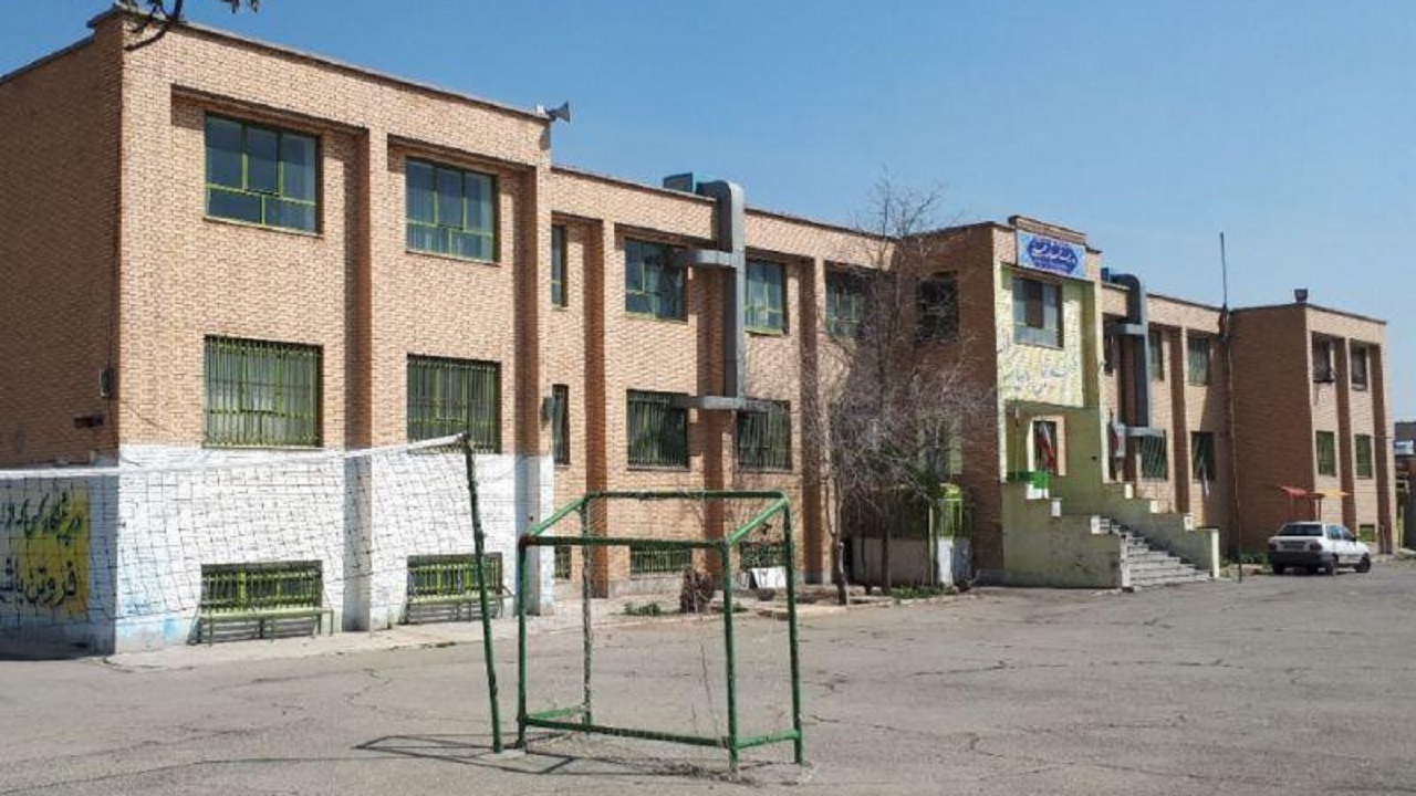 مشکل کمبود مدارس از زبان ساکنان شهرک الهیه شهرستان بهارستان