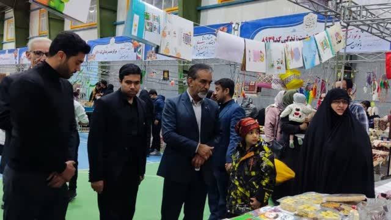 برپایی نمایشگاه دستاورد‌های مددجویان راهی برای توانمند شدن جامعه هدف بهزیستی