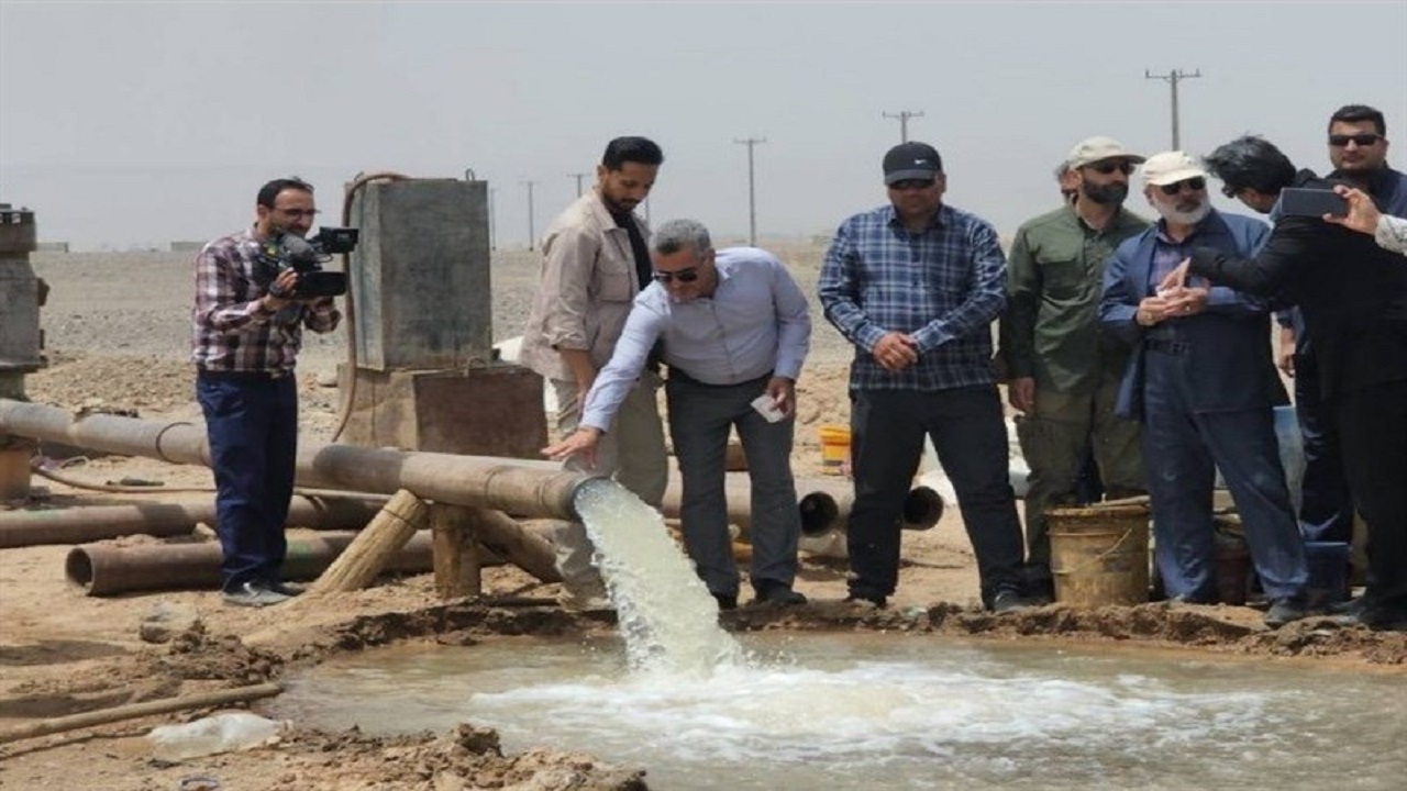 بازدید میدانی استاندار سیستان و بلوچستان از طرح تامین آب اضطراری سیستان و زاهدان