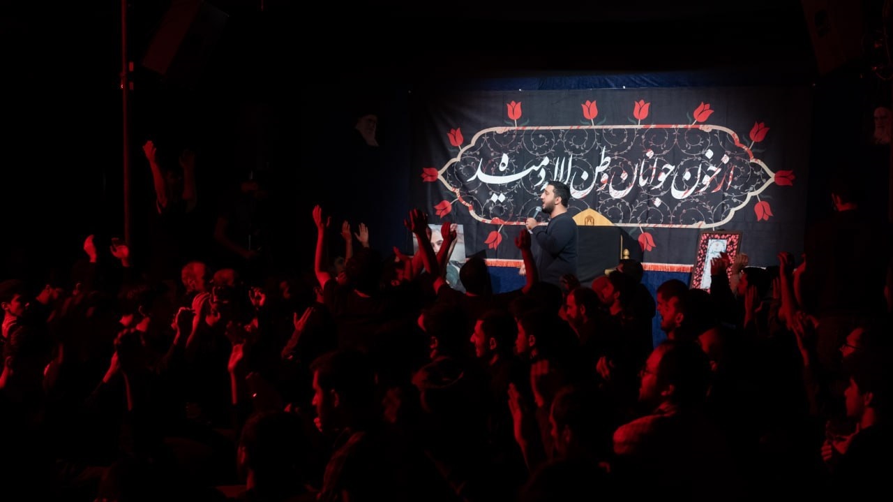 مراسم سینه زنی