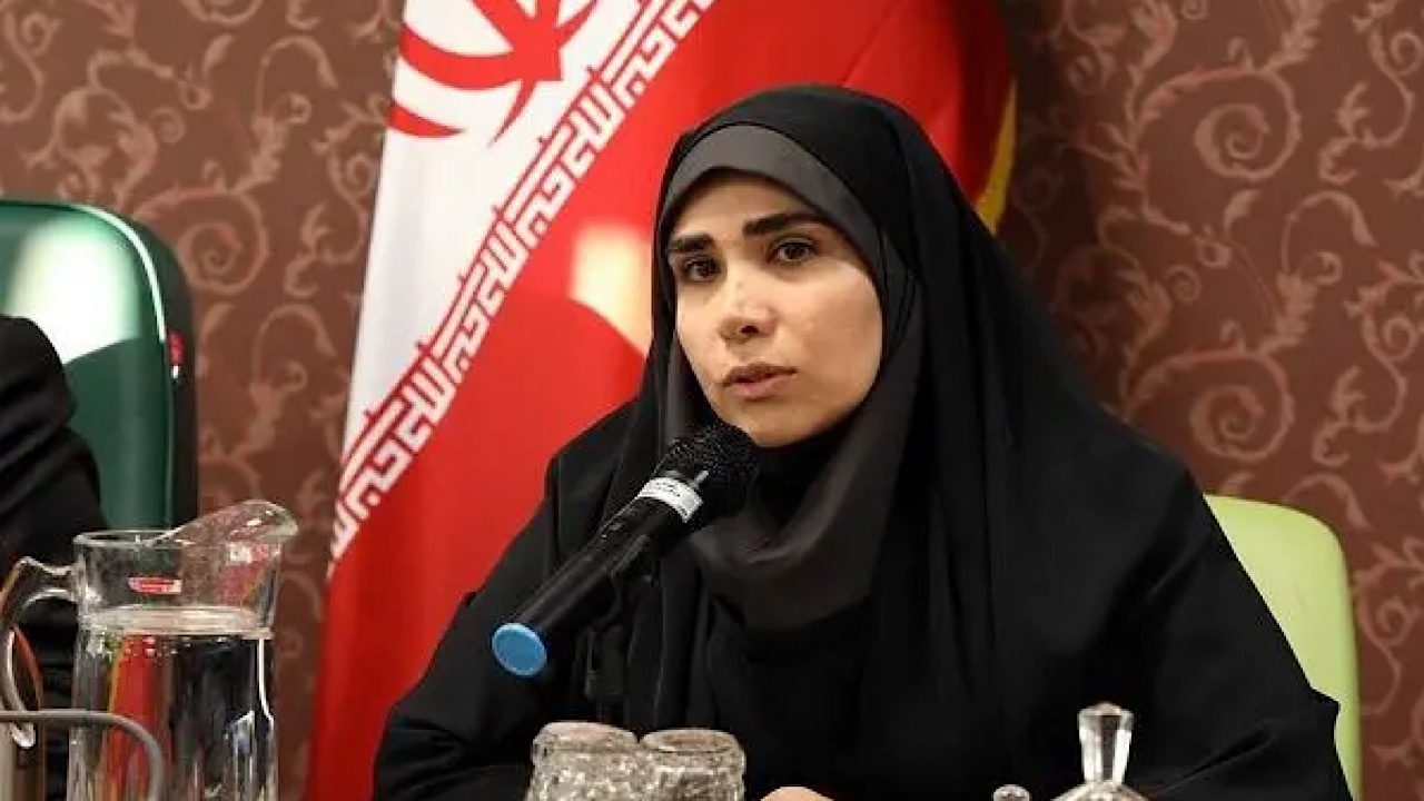 زنان در خط مقدم پرورش اخلاق اجتماعی و محیط‌زیستى