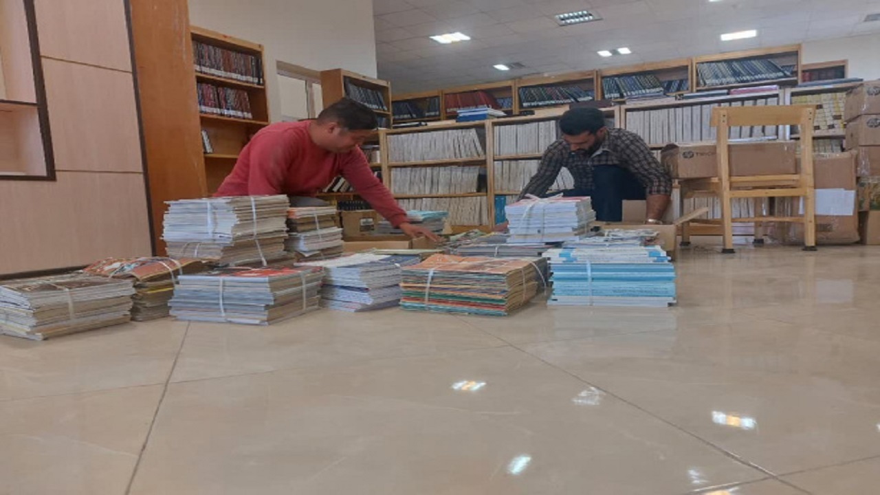 دانشگاه بیرجند ۳ هزار مجله را به آستان قدس رضوی اهدا کرد