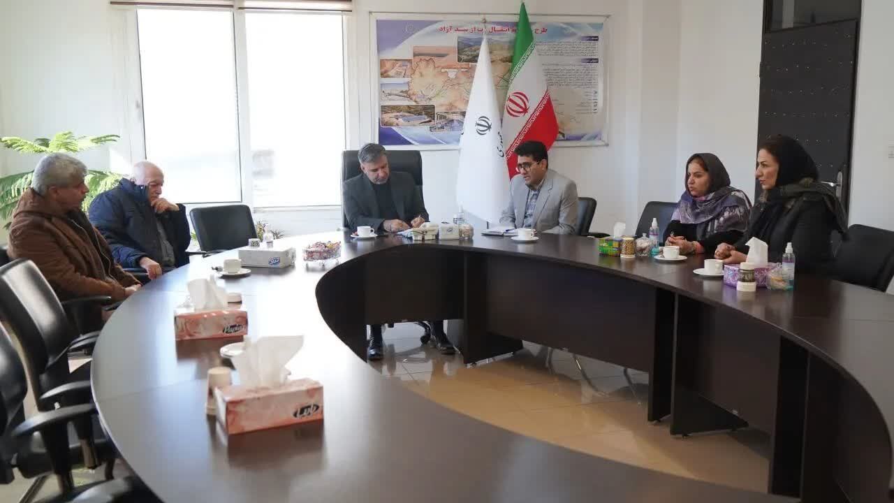 مطالبات پایان خدمت بازنشستگان کردستانی پیگیری می‌شود