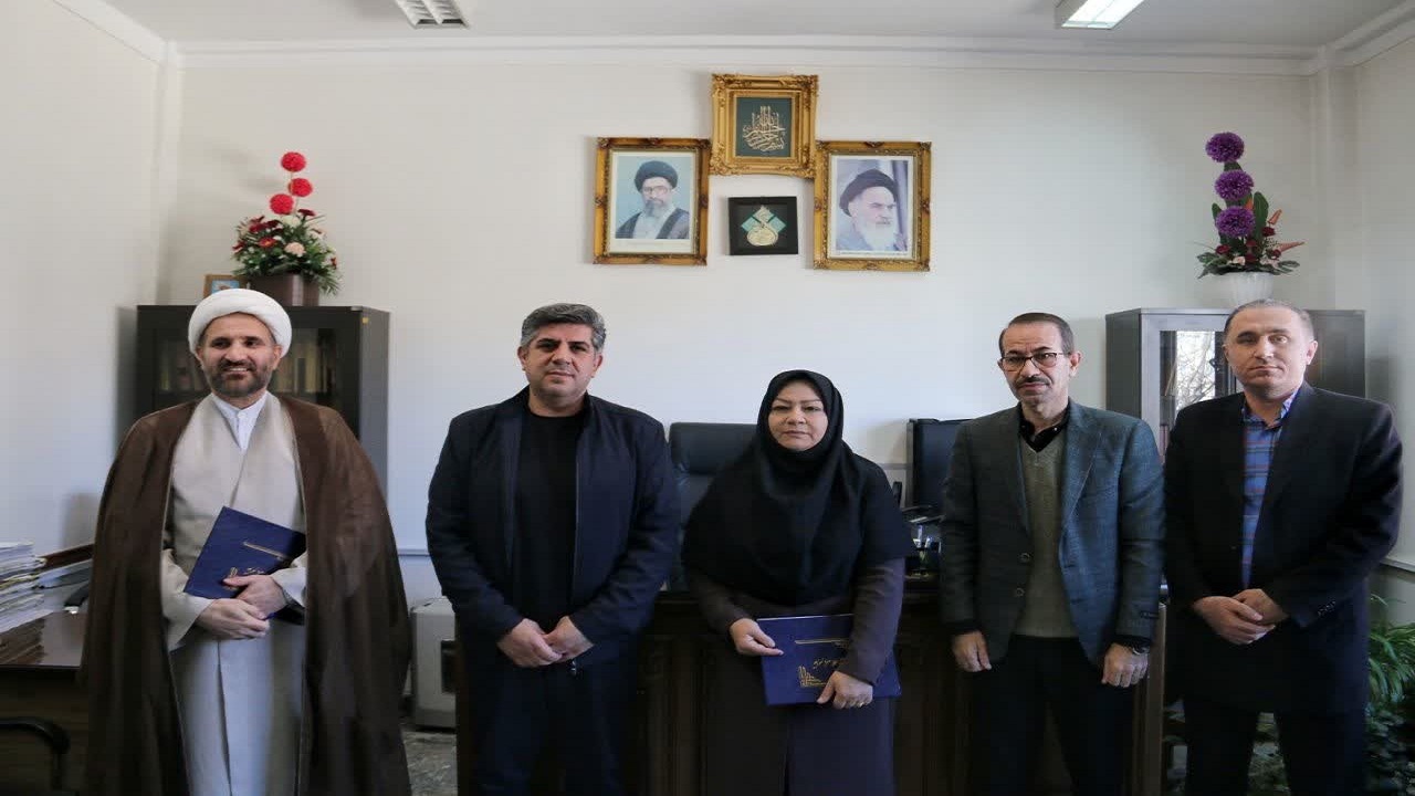 کاهش معضلات فرهنگی و اجتماعی با ترویج فرهنگ کتابخوانی