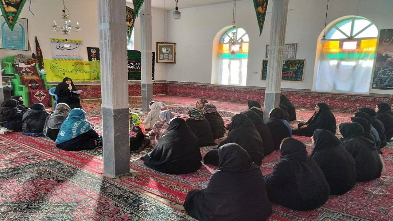 نشست بصیرتی در روستای عباسعلی لو انگوت برگزار شد + تصاویر