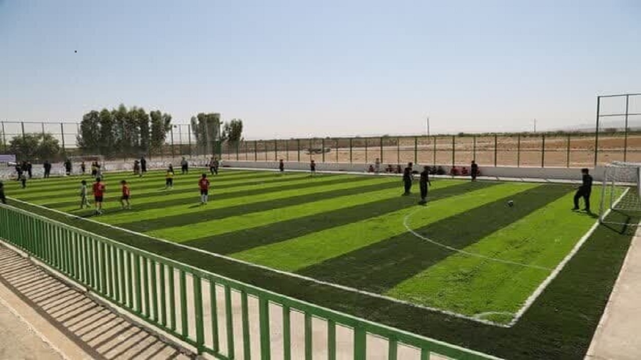 احداث و آماده افتتاح بودن ۱۸ زمین چمن مصنوعی