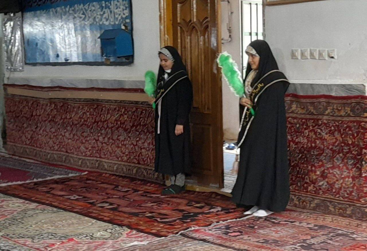 حضور خادمان در مراسم یادواره شهدا