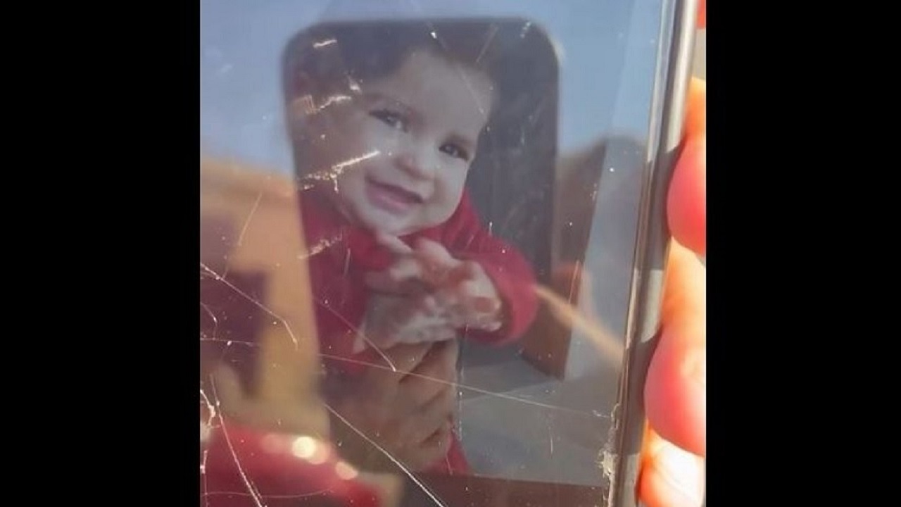  محاصره ۶ کودک فلسطینی در کنار پیکر مادرشان در خان یونس + فیلم
