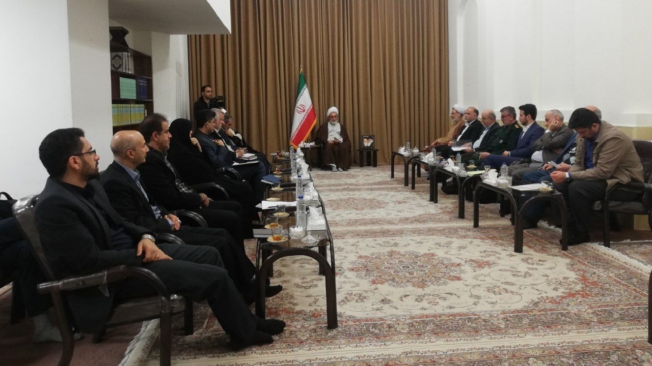 خلا تبیین دستاورد‌های نظام، زمینه جذب جوانان در اردوگاه رسانه ای دشمنان