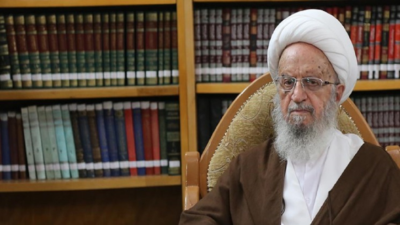 نسخه رهایی بشر از مصائب امروز قرآن و روایات است