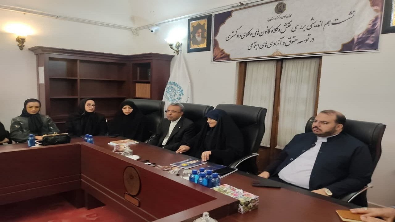 مشکلات وکلای دادگستری باید رسیدگی شود