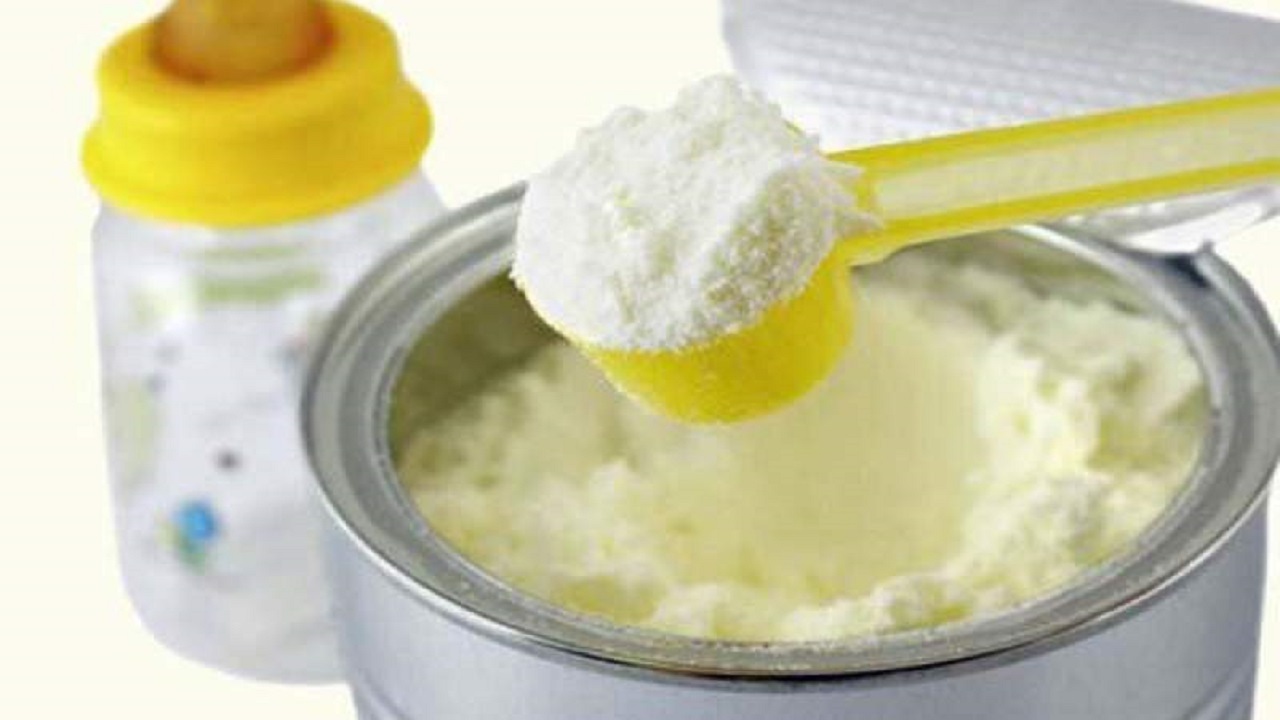 بیش از ۲ میلیون و ۵۰۰ هزار قوطی شیرخشک در زاهدان توزیع شد
