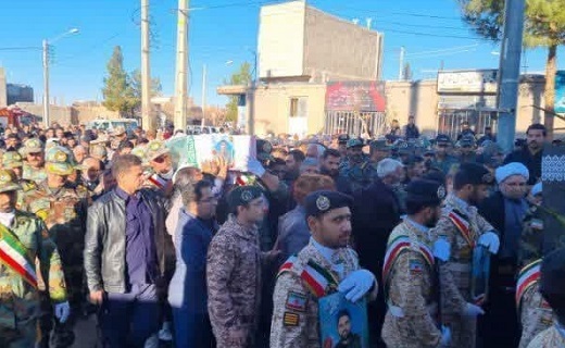 تشییع پیکر شهید حسن زاده در آرین شهر