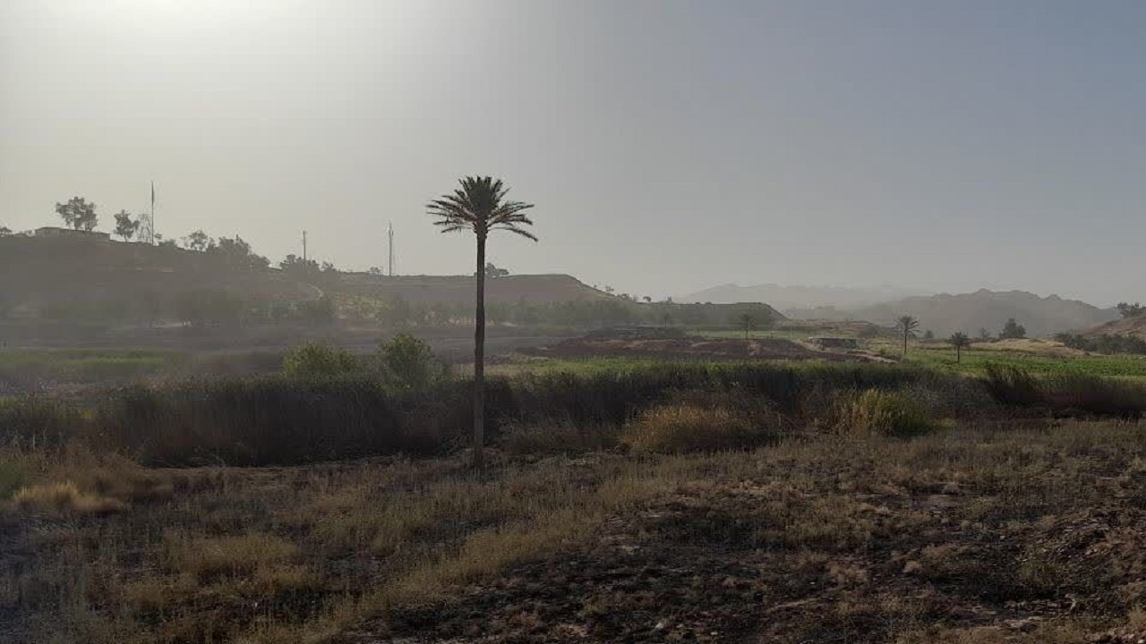 سرعت وزش باد در شهرستان مرزی قصرشیرین به ۱۳متر بر ثانیه رسید