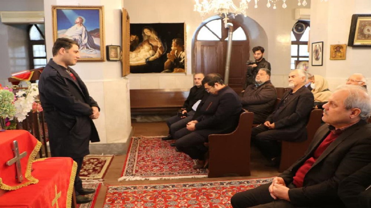 دیدار مسئولان بندر انزلی با رئیس شورای خلیفه گری ارامنه