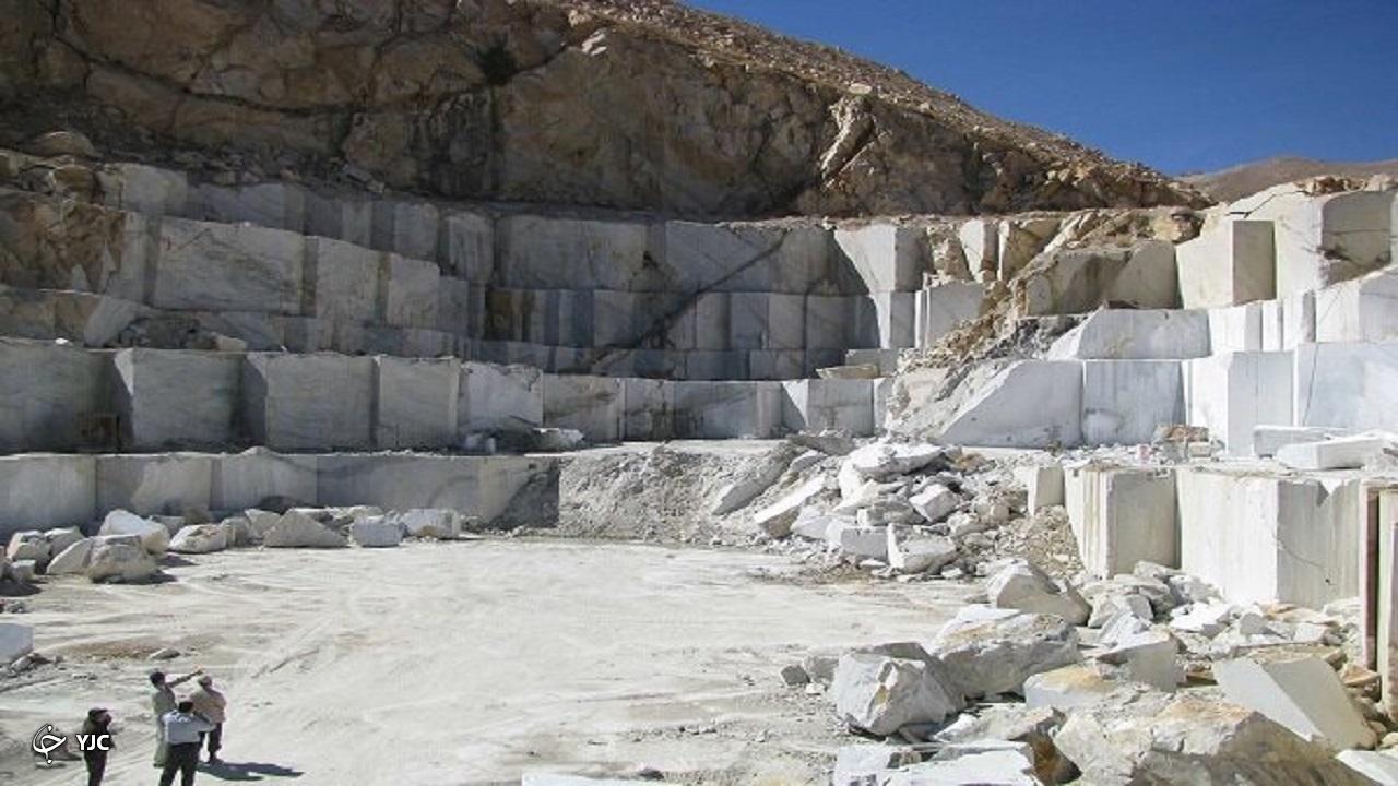 مجوز ۱۷ معدن غیرفعال در مهاباد سلب صلاحیت شد