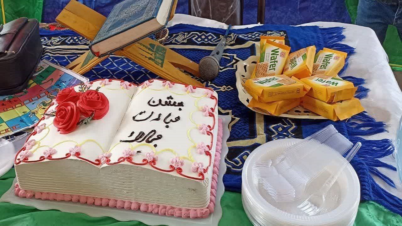 مراسم عبودیت و بندگی دانش آموزان روستای مکویه شهرستان خنج برگزار شد + تصاویر