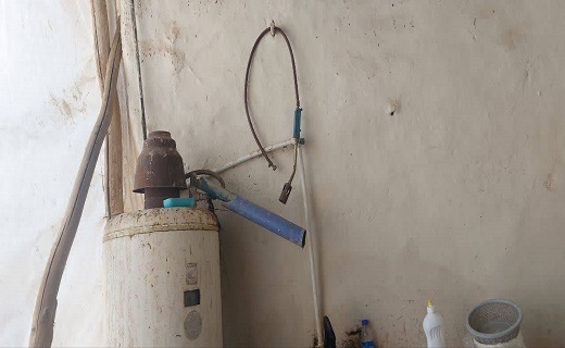 بازسازی منازل مسکونی افراد کم برخوردار همدان با دستان پر مهر جهادگران