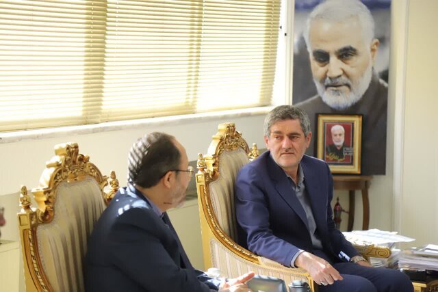 از ظرفیت فضای مجازی و انسان رسانه‌ها با رویکرد امیدآفرین استفاده شود