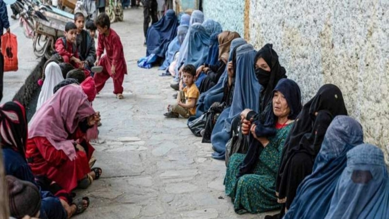 افزایش خسارات اقتصادی در پی محدویت‌های موجود بر زنان در افغانستان
