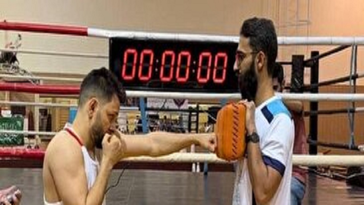 ثبت دو حد نصاب جدید مشت زنی بوکسور کیش در ایران + فیلم