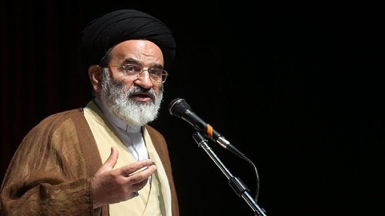دشمن هیچ گاه برای جنگ دست از سر ما بر نمی‌دارد