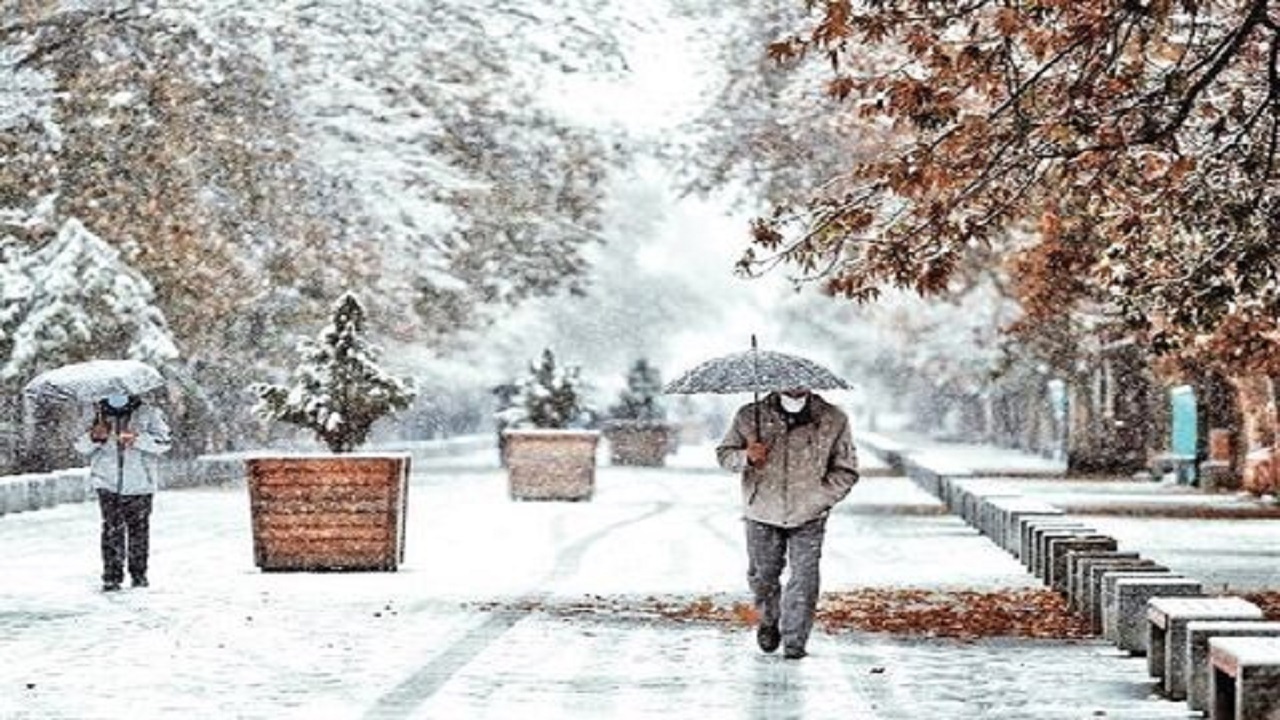 بارش ۹ سانتیمتری برف در گردنه‌های شهرستان کوهرنگ