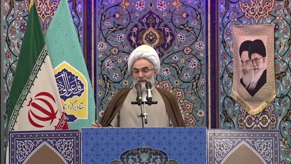 نقش موثر مردم در خنثی کردن توطئه‌های دشمن