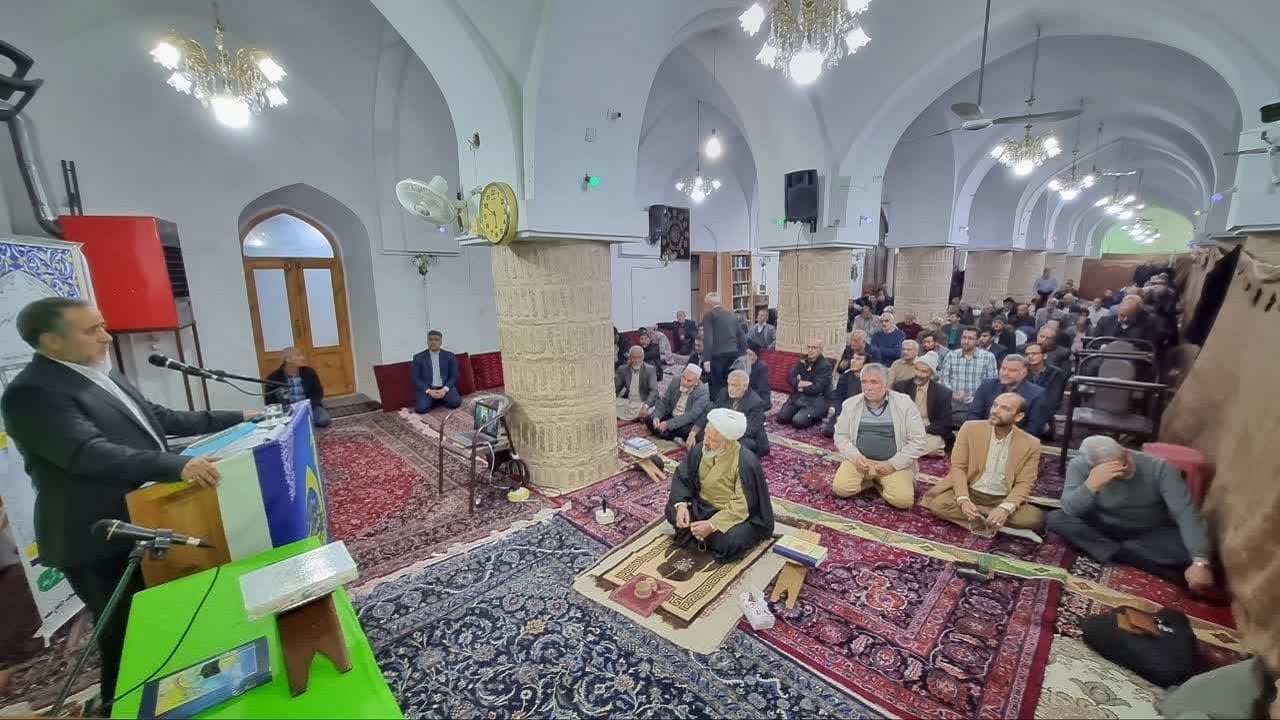 نامزد‌های انتخابات با تقوا وارد صحنه رقابت شوند