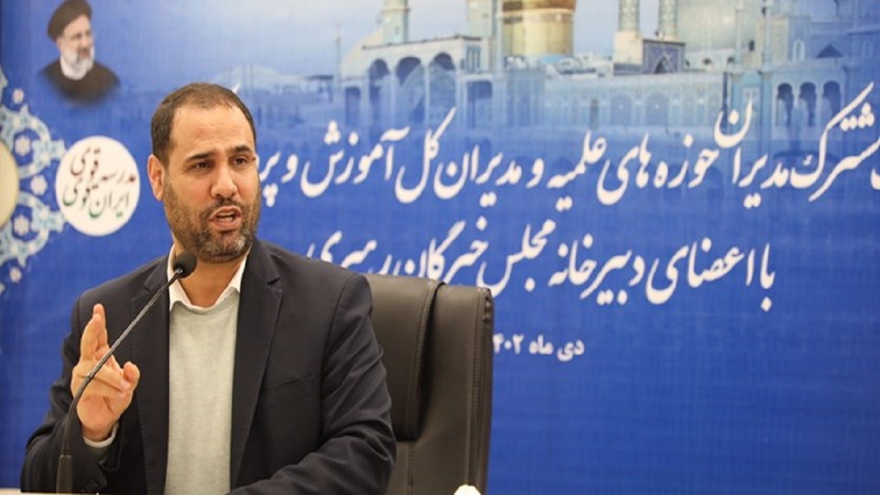 برنامه ویژه انتخاباتی برای دانش‌آموزان رأی‌اولی داریم