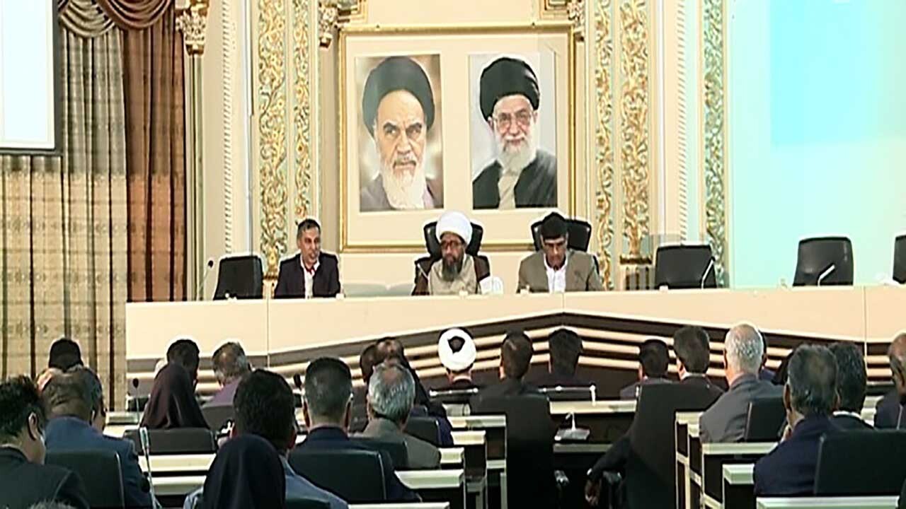 نشست توجیهی نامزد‌های انتخابات حوزه انتخابیه مرکز هرمزگان