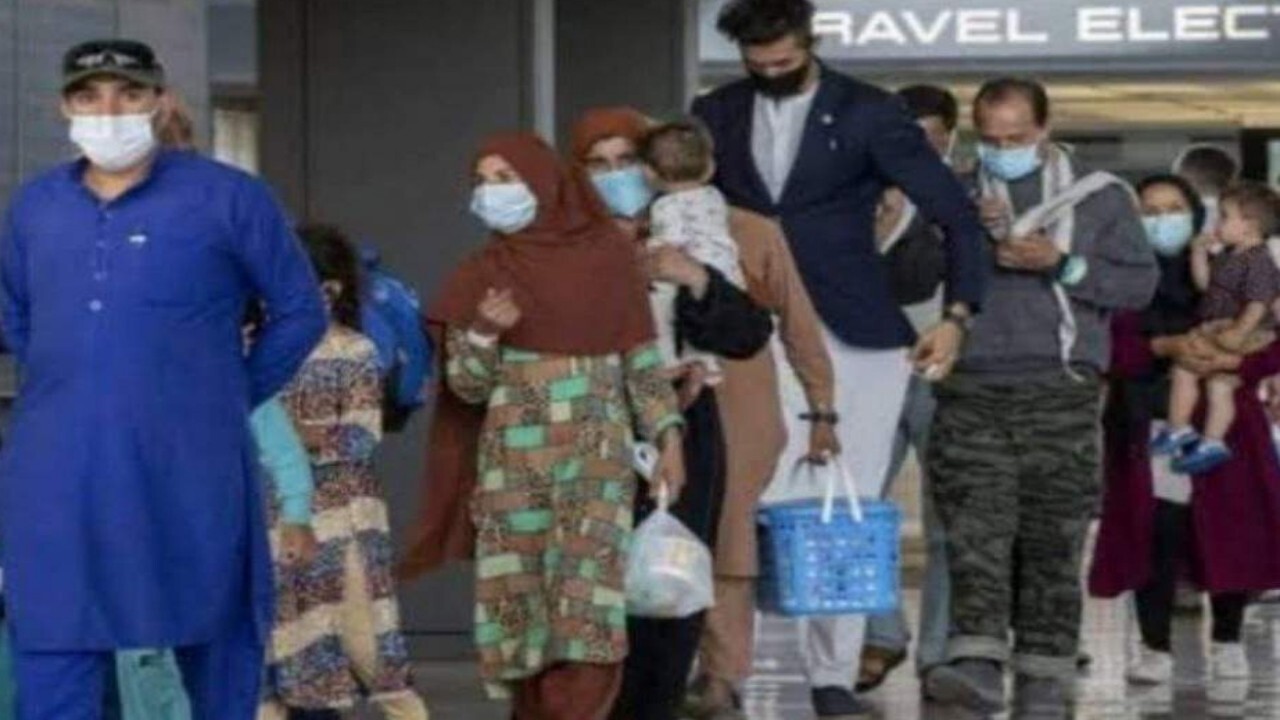 انتقال ۲۹۵ شهروند افغانستان به کانادا