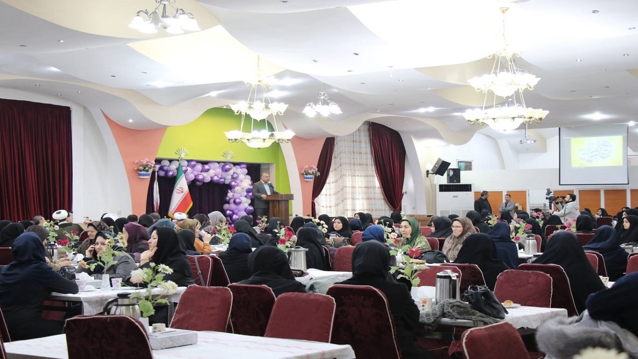 یک سوم کارکنان دستگاه قضا در گلستان را بانوان تشکیل می‌دهند/فعالیت ۱۵ بانوی قاضی در استان