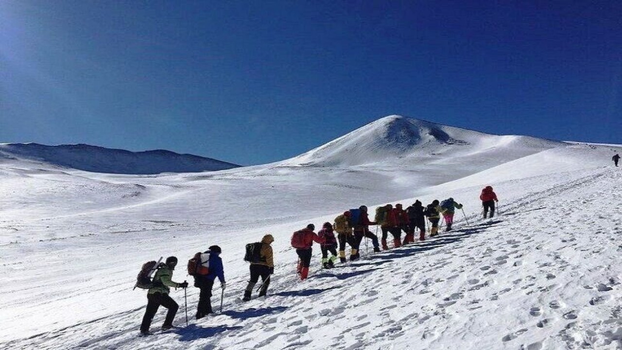 آخرین خبرها در خصوص یافتن کوهنوردان مفقود شده در اشنویه