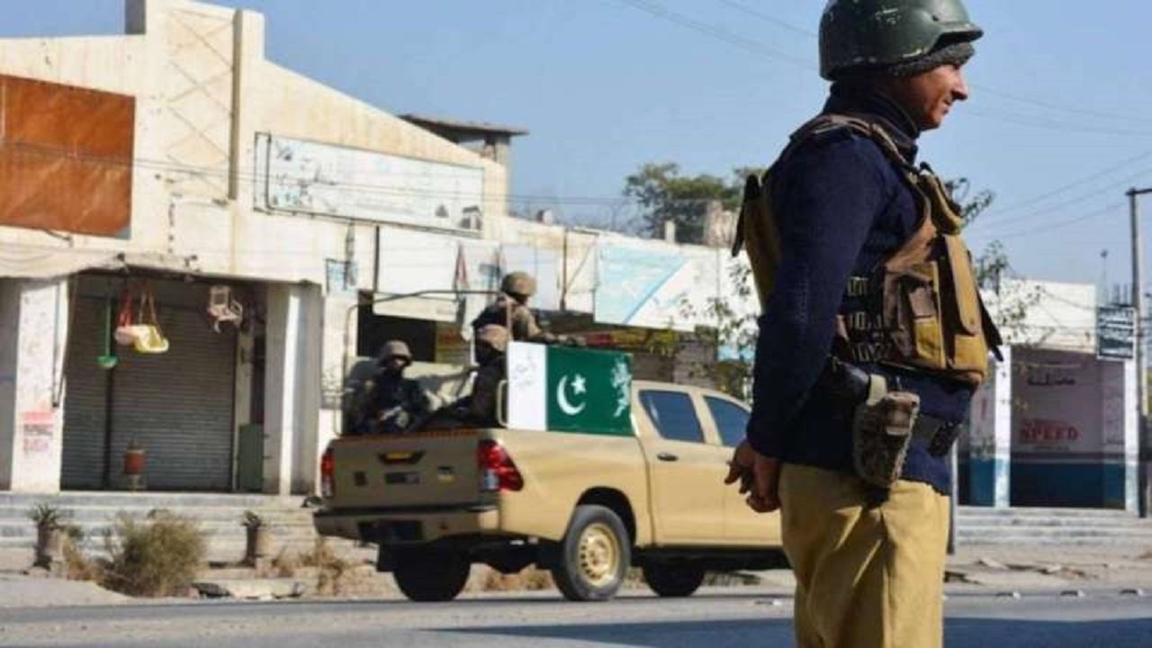 انفجار بمب در بلوچستان پاکستان جان ۵ سرباز را گرفت