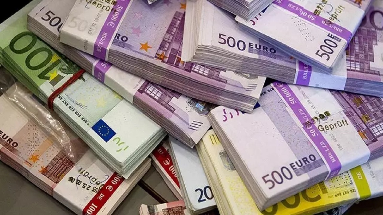 بازگشت ۹۵۰ هزار یورو ارز دولتی به بیت المال در قزوین